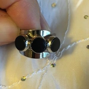 Beau Sterling Jewelry - Sterling Silver Round 3 Stone Black Onyx Ring Beau Sterling Jewelry - Sterling Silver Round 3 Stone Black Onyx Ring
